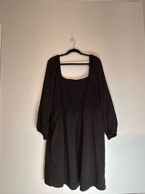 Old Navy Long Sleeve Smocked Square Neck Black Dot Dress